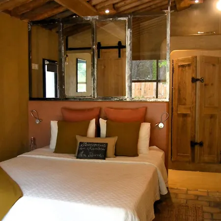 Les Pieds Tanqués - Bed&breakfast-spa Couette-café 4*