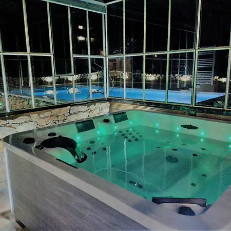 Les Pieds Tanqués - Bed&breakfast-spa Couette-café 4*