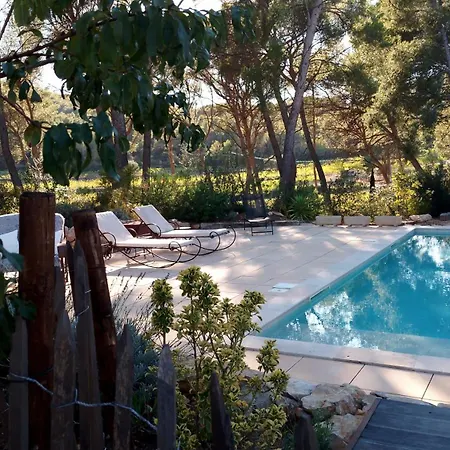 Les Pieds Tanques - D'hotes - Calanque A Pieds 住宿加早餐酒店 滨海圣西尔