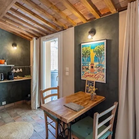 Les Pieds Tanques - D'hotes - Calanque A Pieds 住宿加早餐酒店 4*