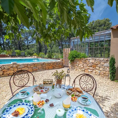 Les Pieds Tanques - D'hotes - Calanque A Pieds 4*