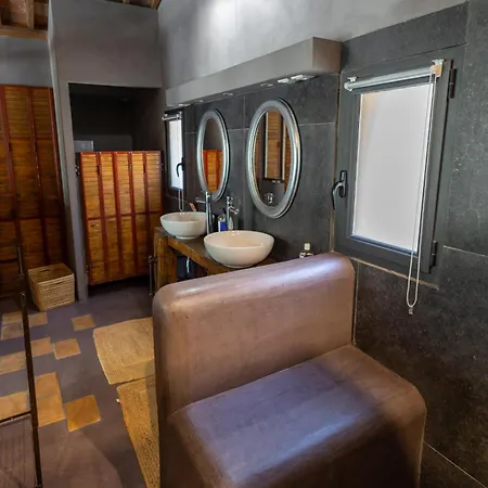 Les Pieds Tanques - D'hotes - Calanque A Pieds 住宿加早餐酒店 4*